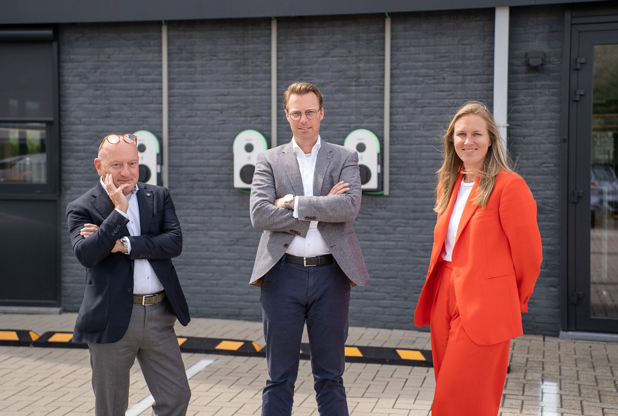 SDM begeleidt Smart-Deal onderneming Select bij Nederlandse uitbreiding